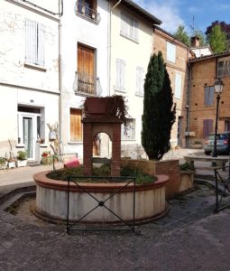 fontaine de la place