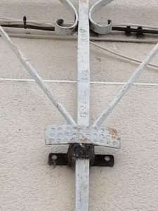 croix angle rue republique